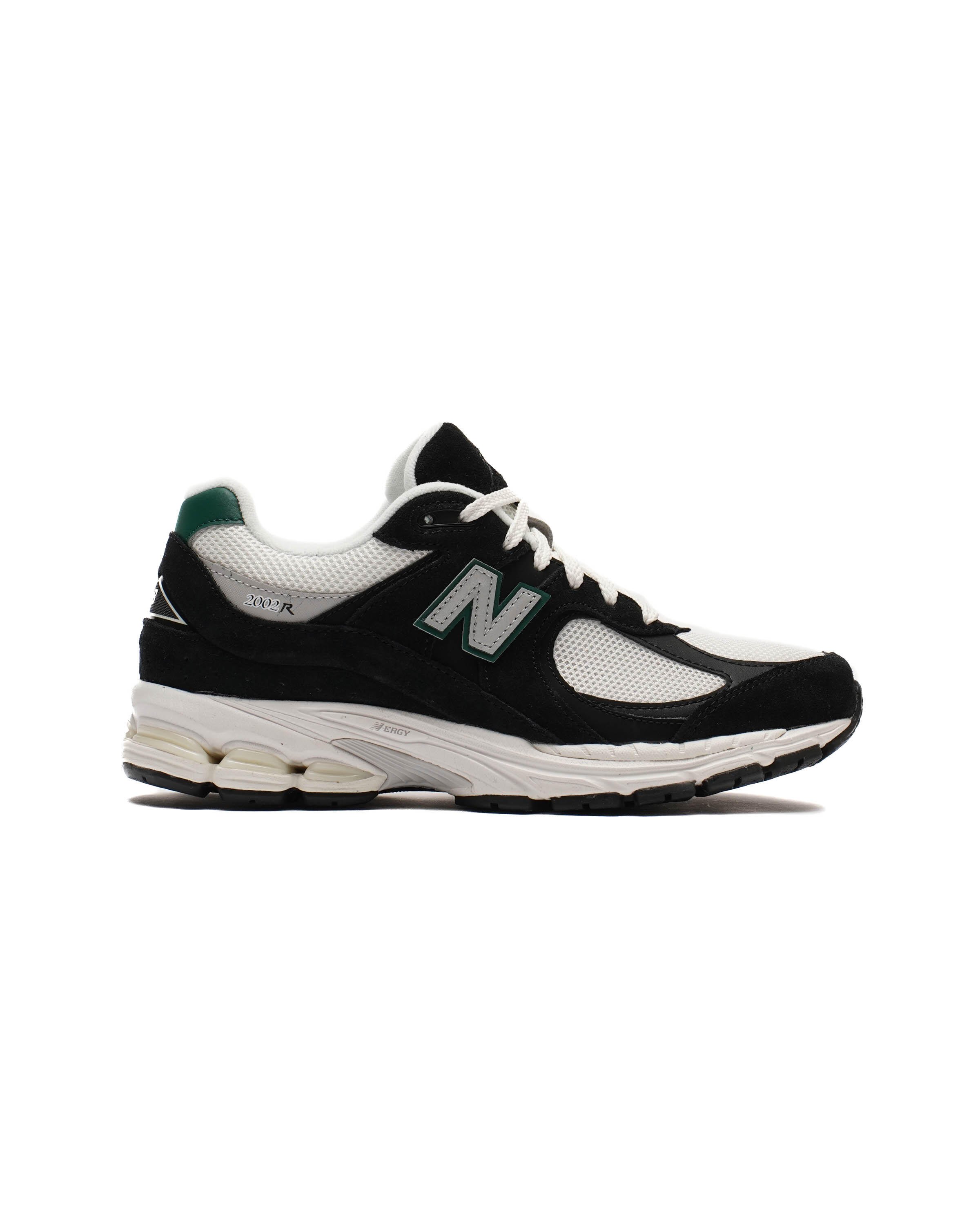 New Balance M 2002R RA