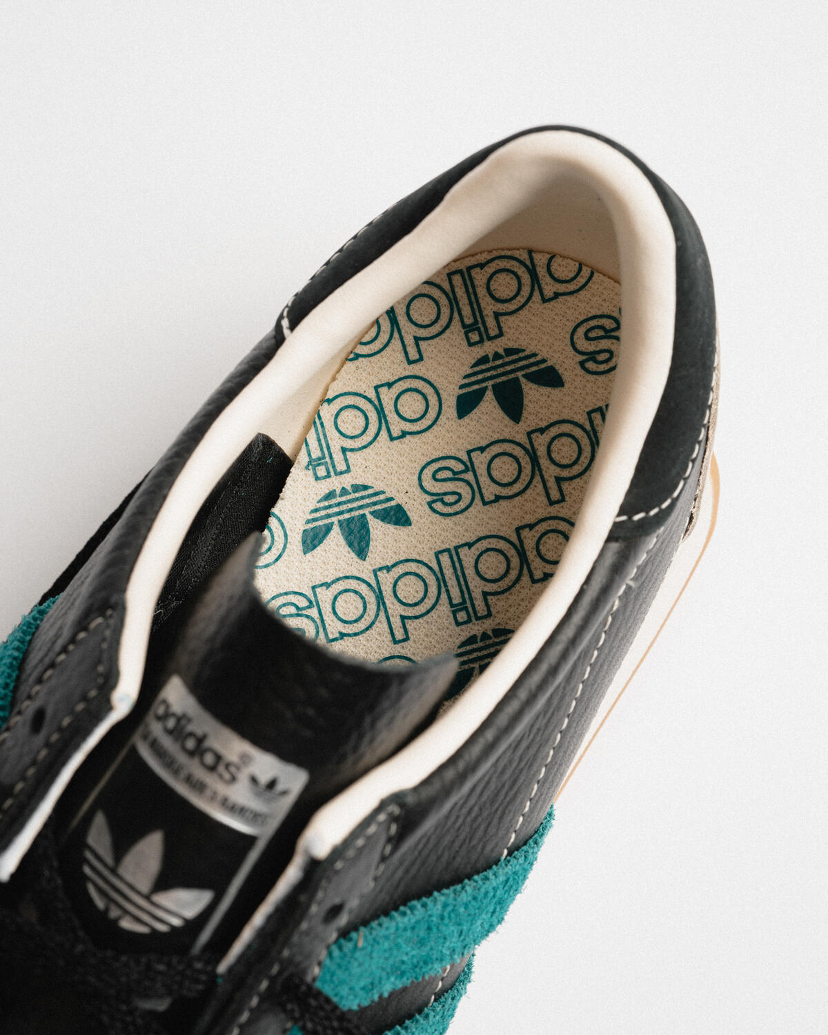 Adidas Originals Wmns Country OG - Image 9