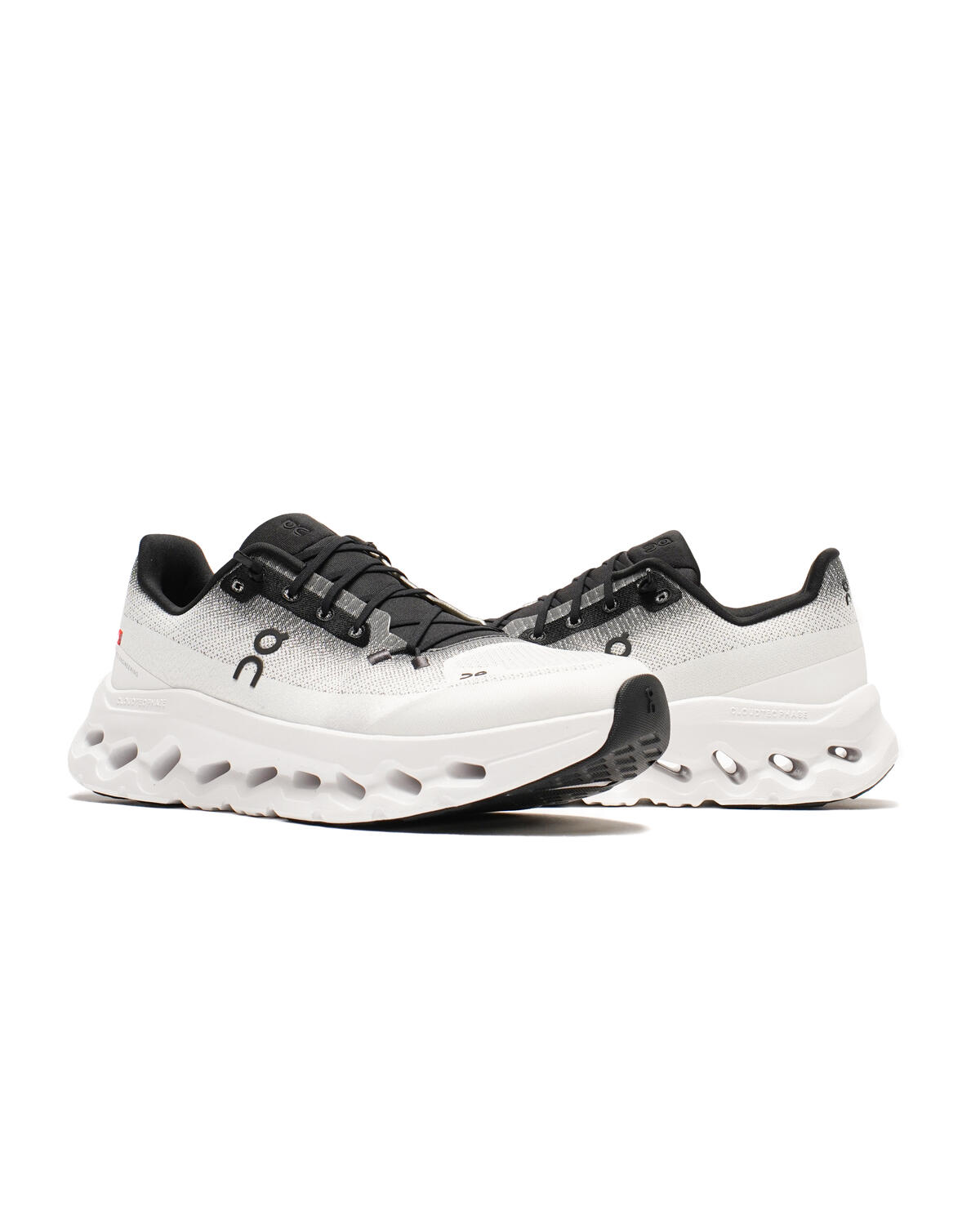 ON Running - Cloudtilt M - (Black) - Image 34