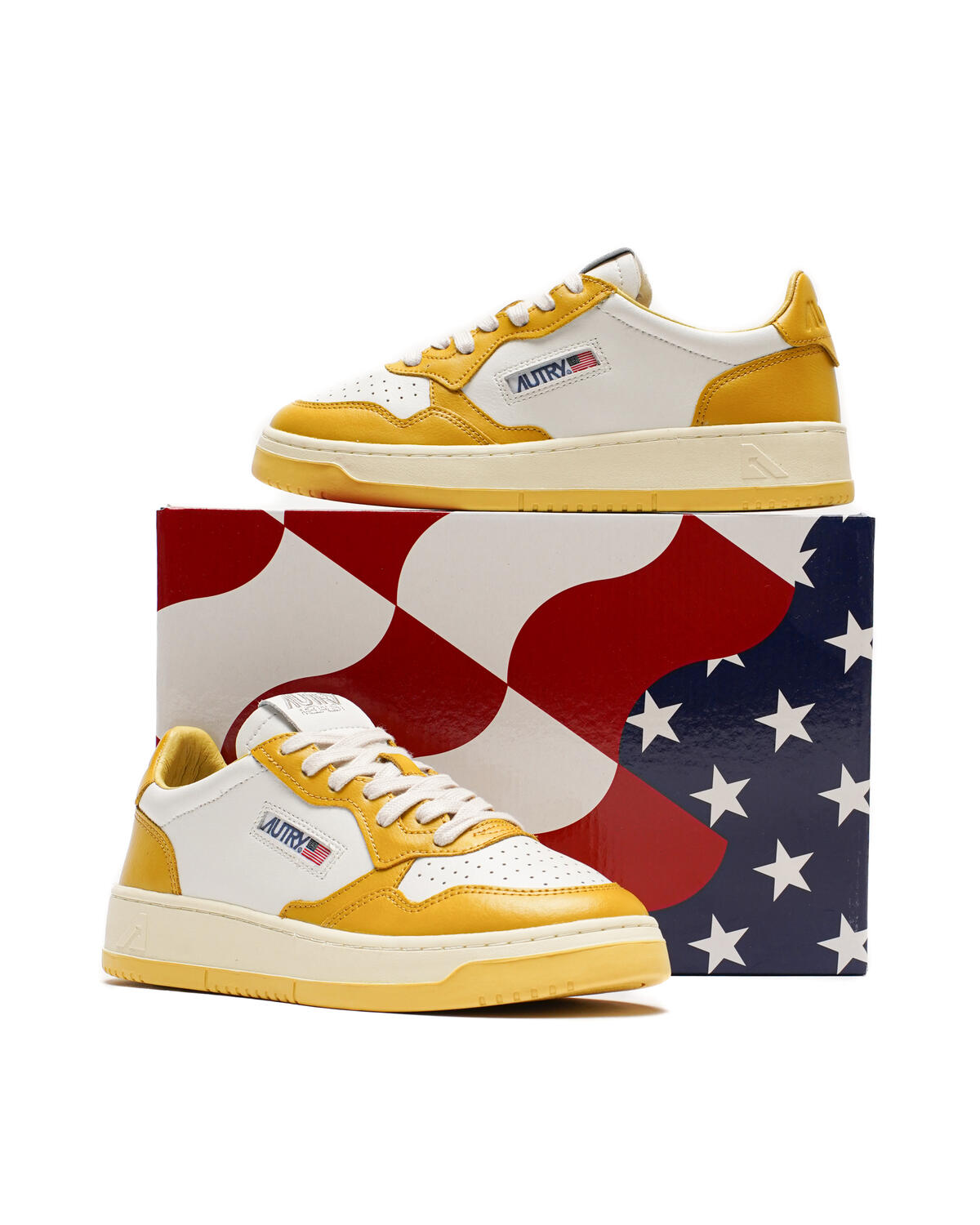 Autry Medalist Low (Women's) - Image 6