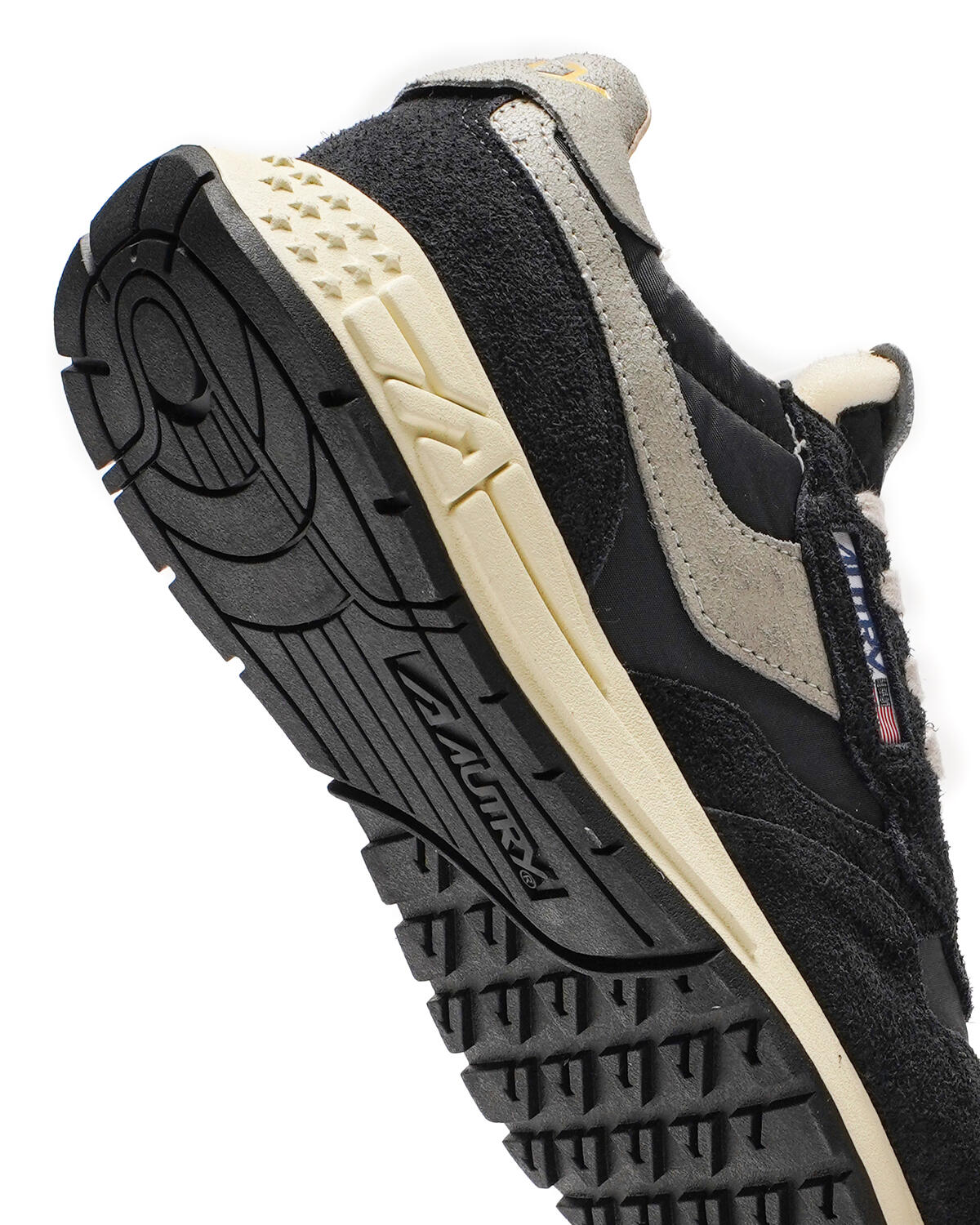 Autry Action Shoes Wmns Reelwind Low - Image 7