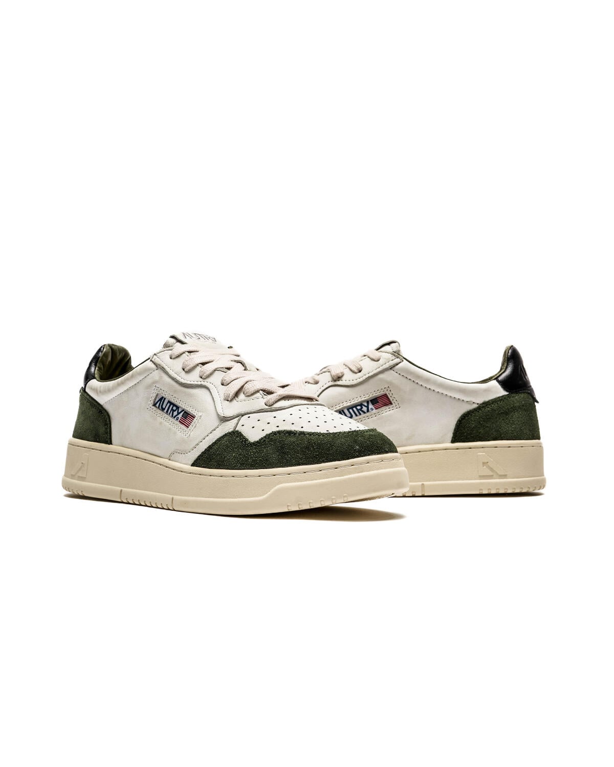 Autry Medalist Low Green Grey - Image 5