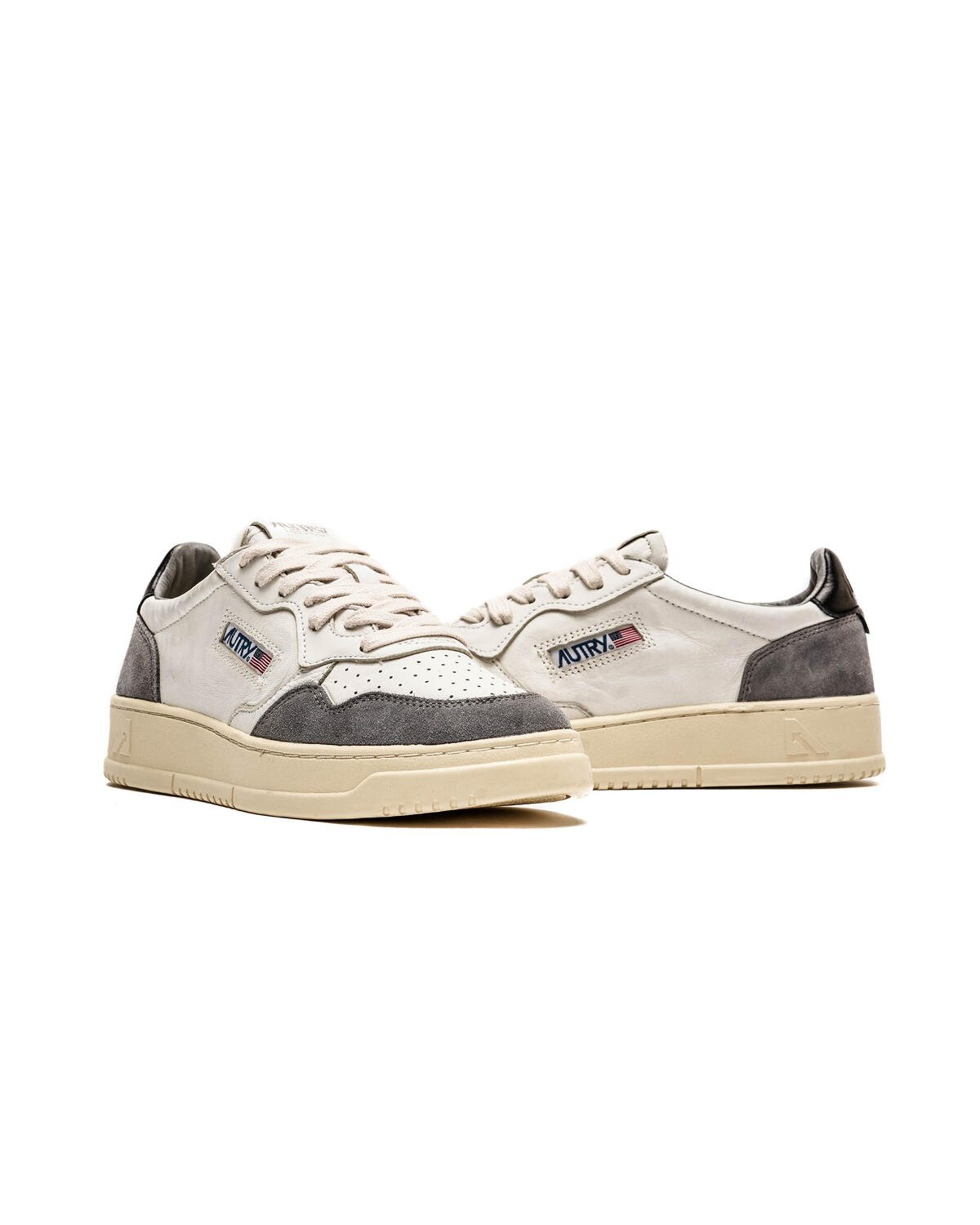 Autry Medalist Low Goat / Suede Grey / White - Image 5