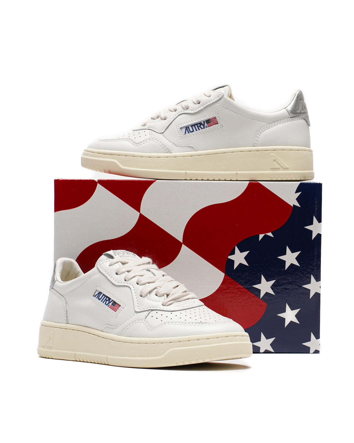 Autry Medalist Low (Women's) - Image 13