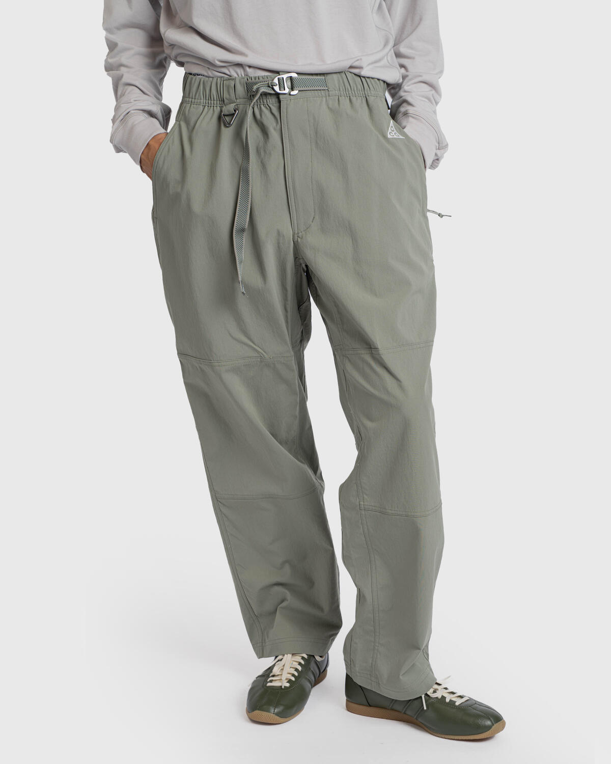 Nike ACG Hiking Pants Dark Stucco / Vintage Green / Summit White - Image 13