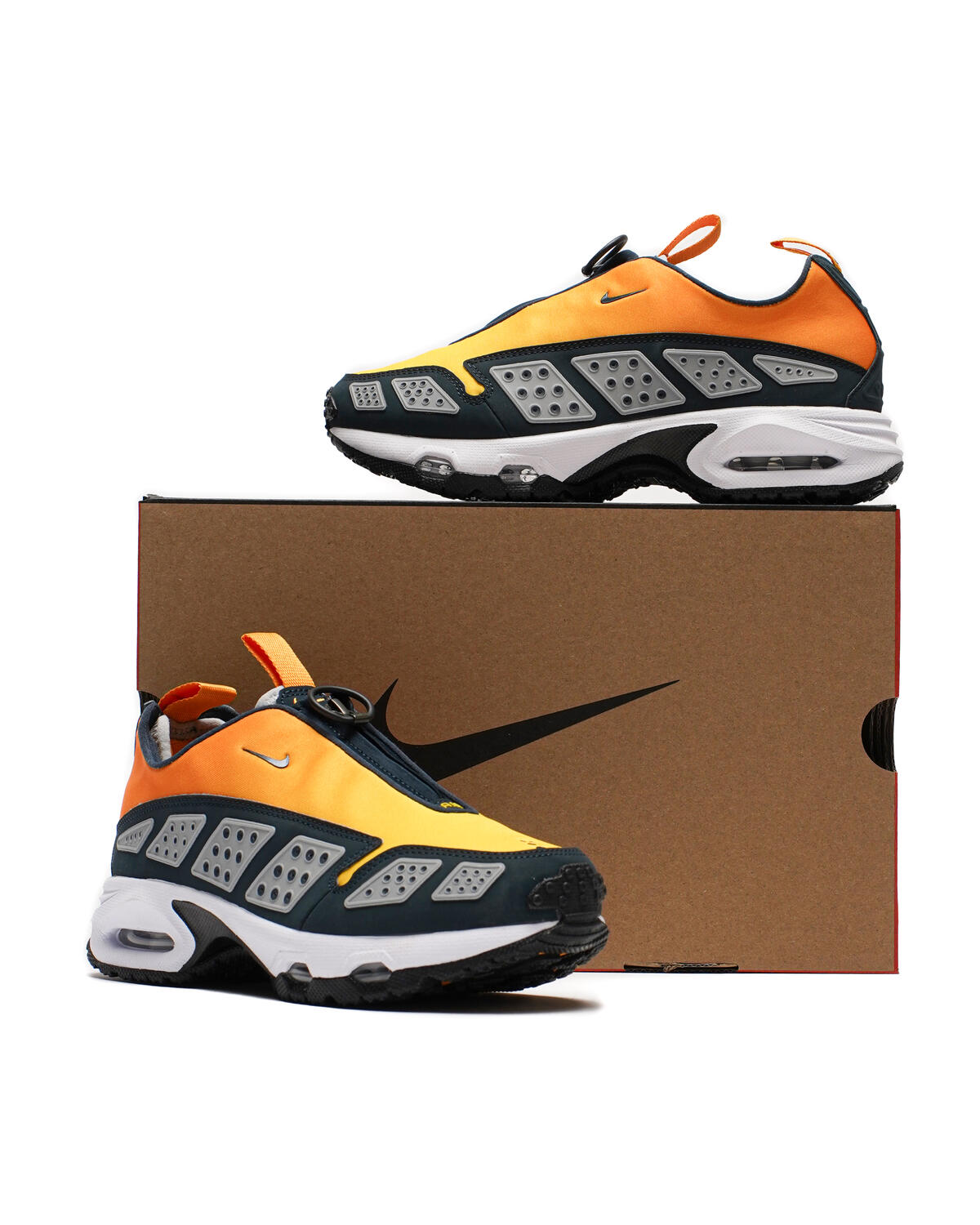 Nike Wmns Air Max SNDR 'Canyon Gold / Deep Ocean / Light Smoke Grey' - Image 42