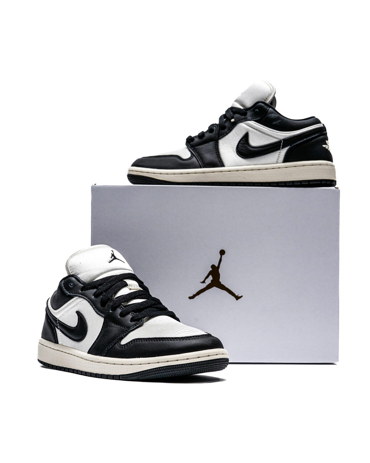 Air Jordan 1 Low 'Vintage Panda' (Women's) - Image 24