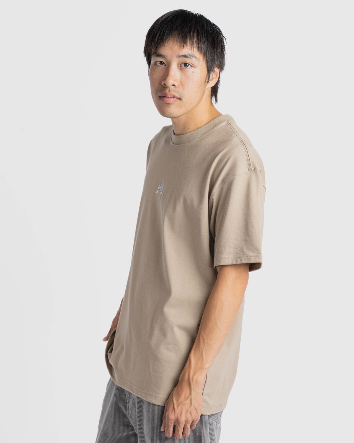 Nike ACG T-Shirt Khaki - Image 13