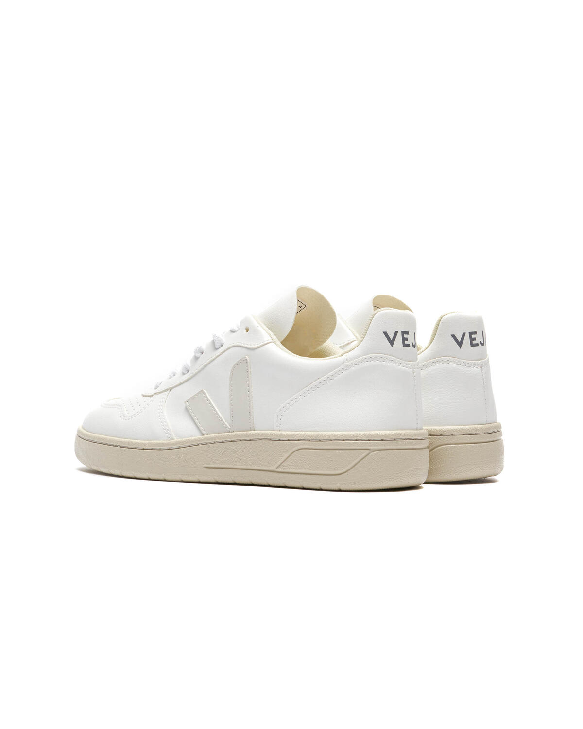 Veja V-10 Full White (Women's) - Image 10
