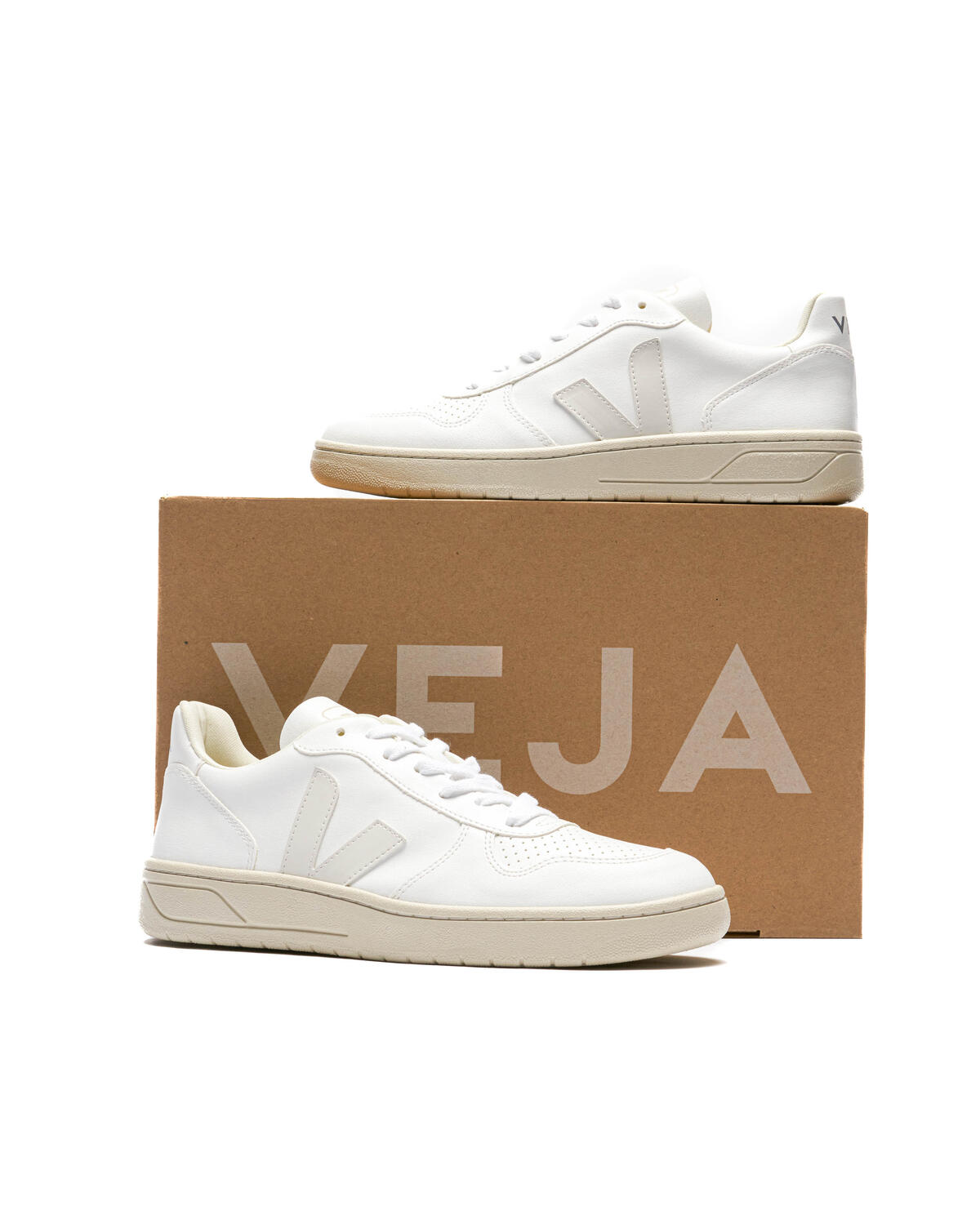 Veja V-10 CWL Sneaker - Image 12