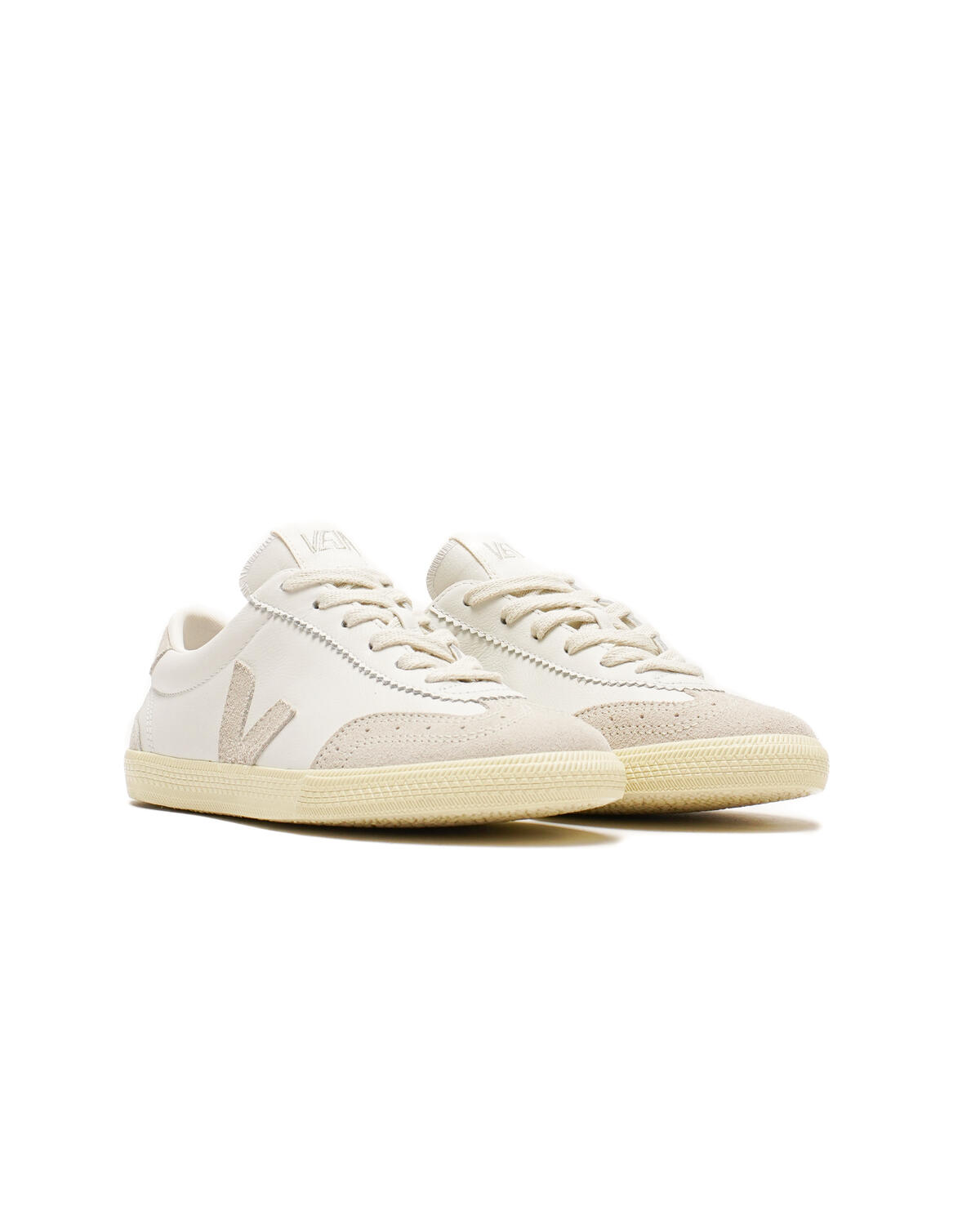 Veja Volley W 'O.T. Leather' (Women's) - Image 11