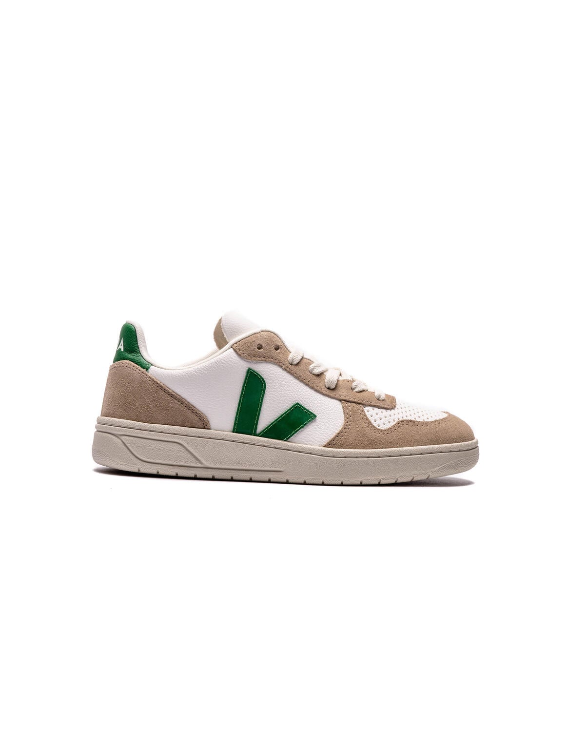 Veja V-10 Chromefree Leather