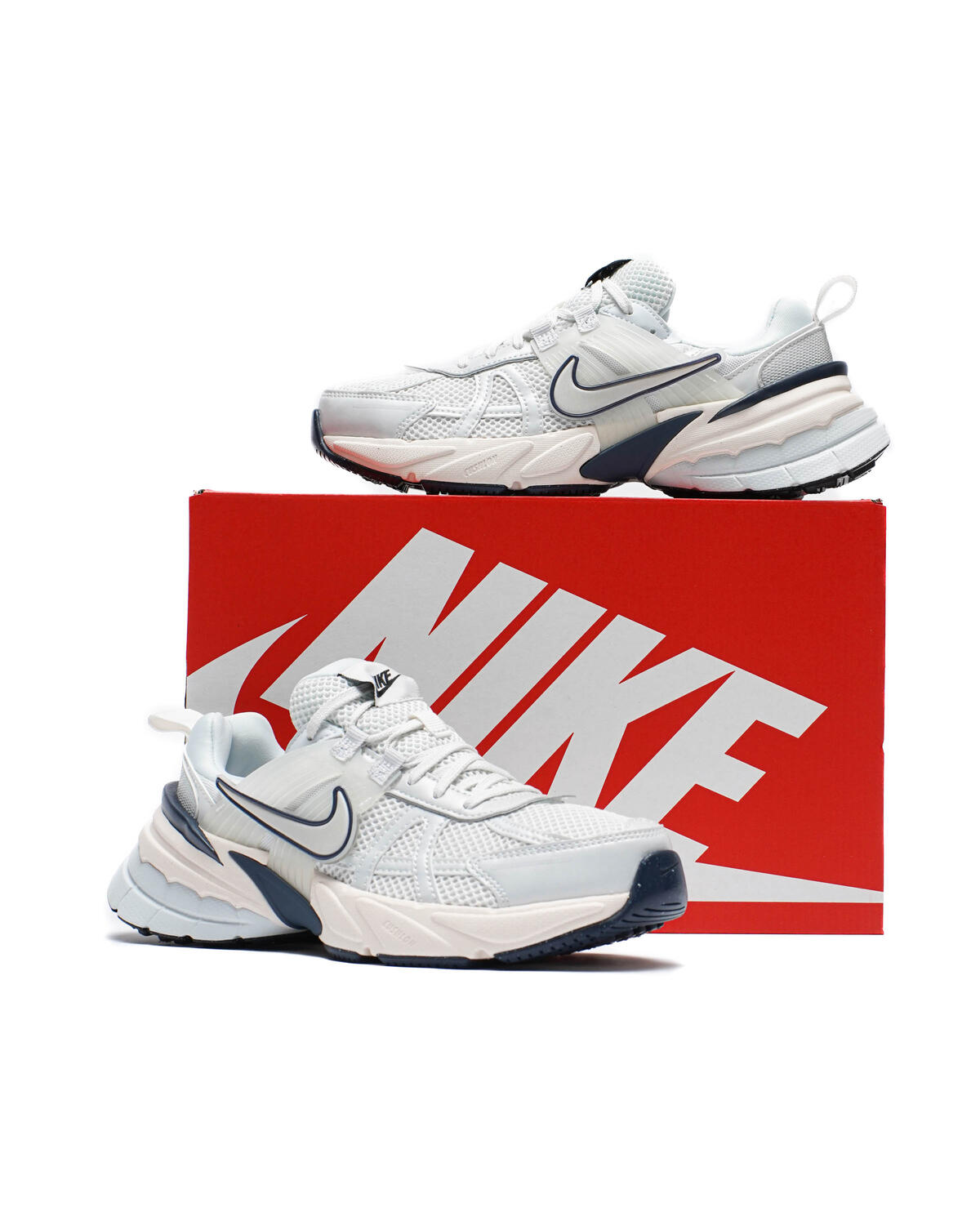 Nike V2K Run 'Platinum Tint' (Women's) - Image 11