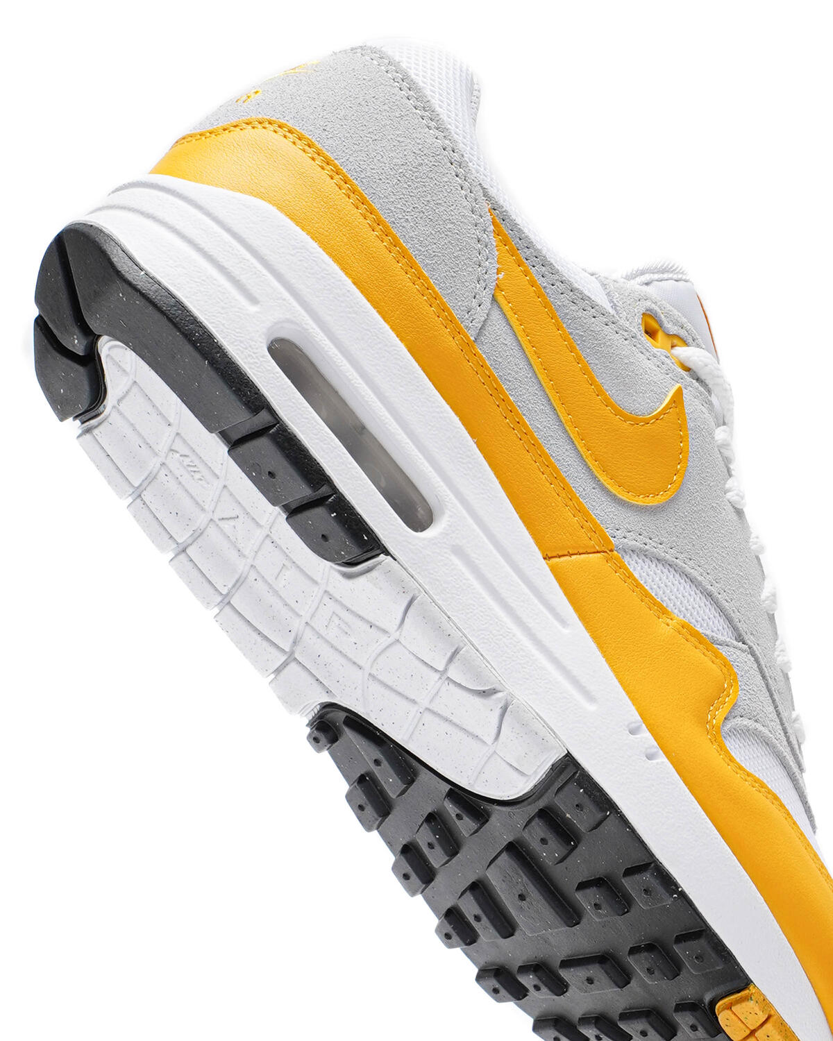 Nike AIR MAX ESS FZ5808-100 AFEW STORE