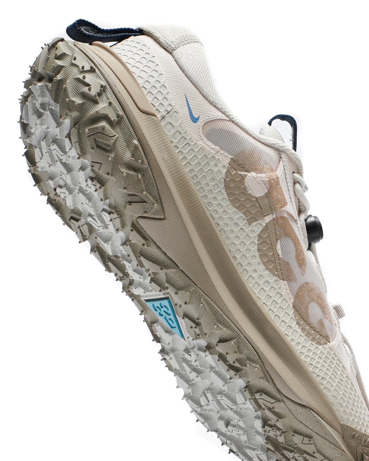 Nike ACG Mountain Fly 2 Low LT Orewood Brn / Khaki - Light Bone - Image 14