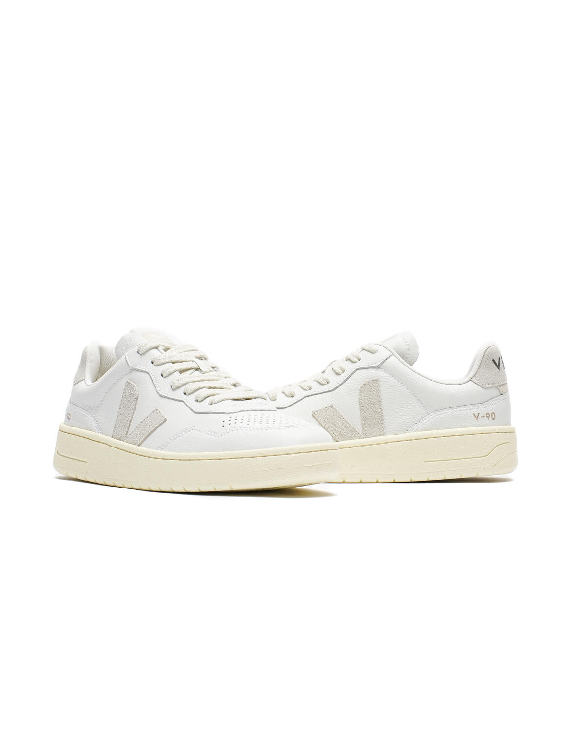 Veja V-90 'Extra White / Natural' - Image 5