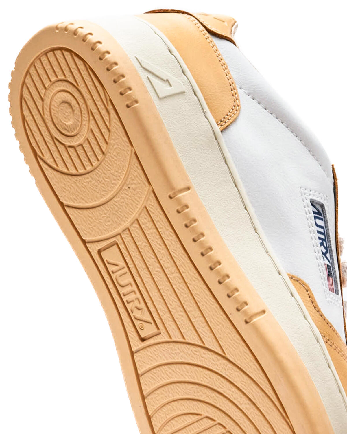 Autry Medalist Low (Women's) - Image 7