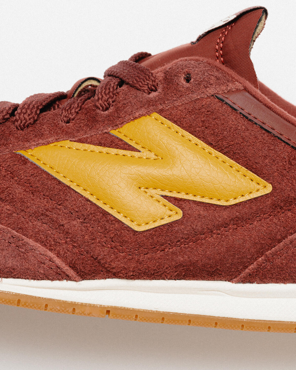 New Balance URC 42 HF - Image 9