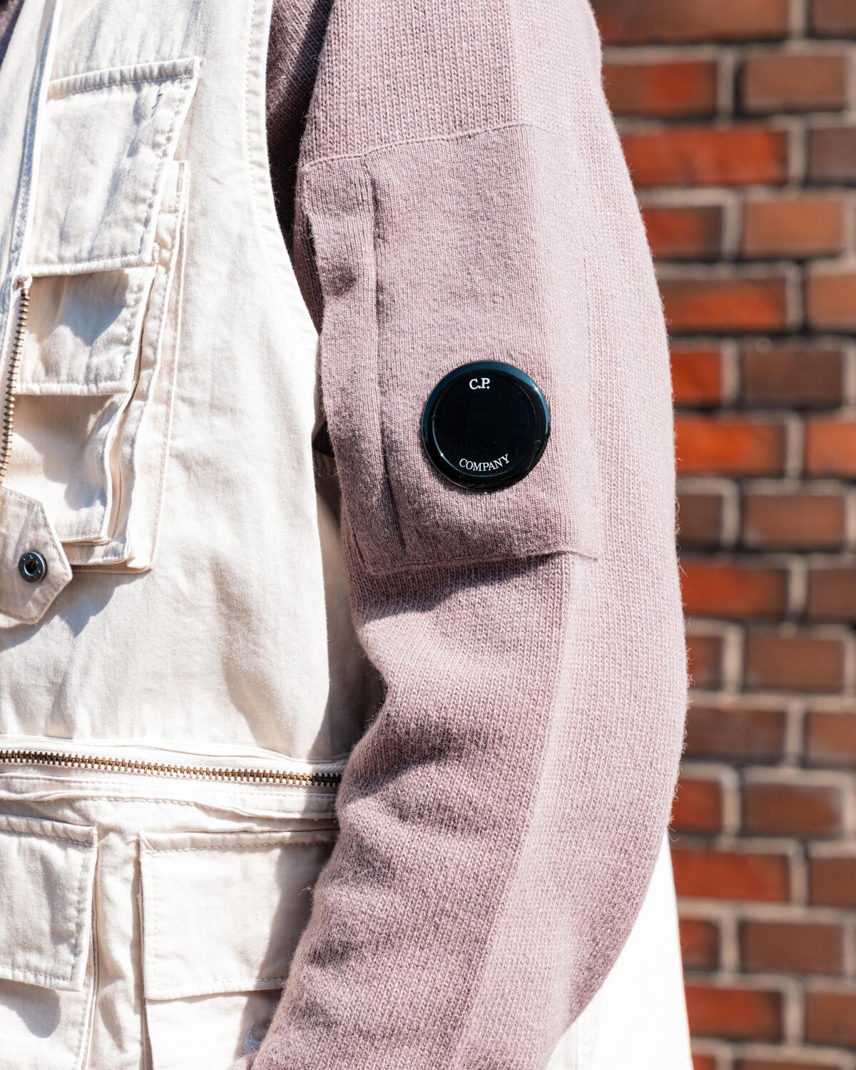 Nike Life Utility Vest - Image 15