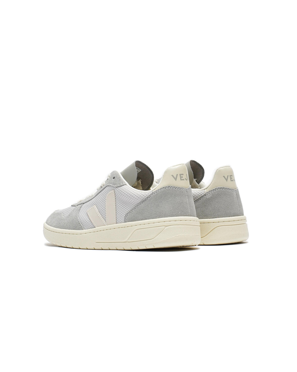 Veja V-10 Alveomesh Light / Grey Pierre - Image 10