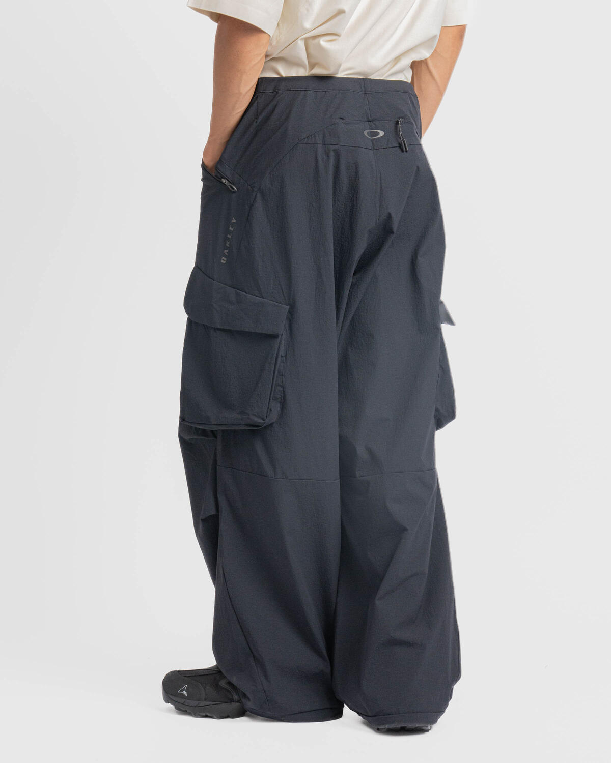Oakley Latitude Flex Cargo Pant - Image 5