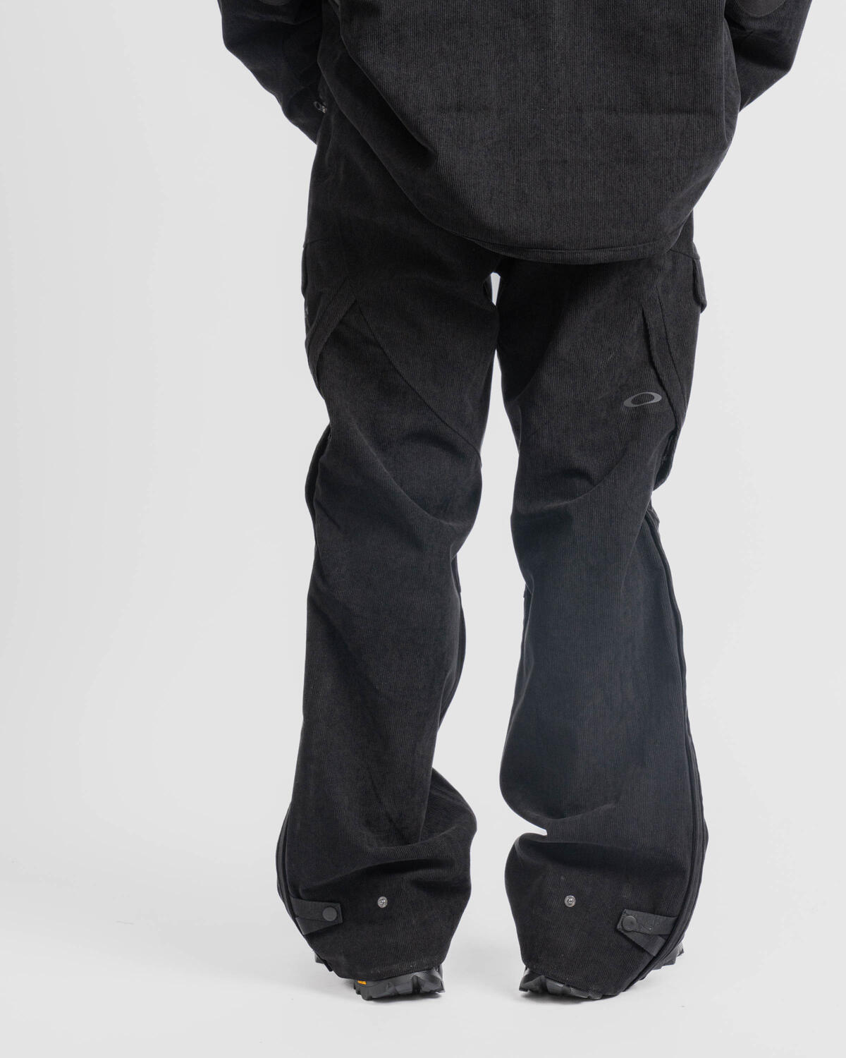 Oakley Latitude Flex Tech Pant - Image 6
