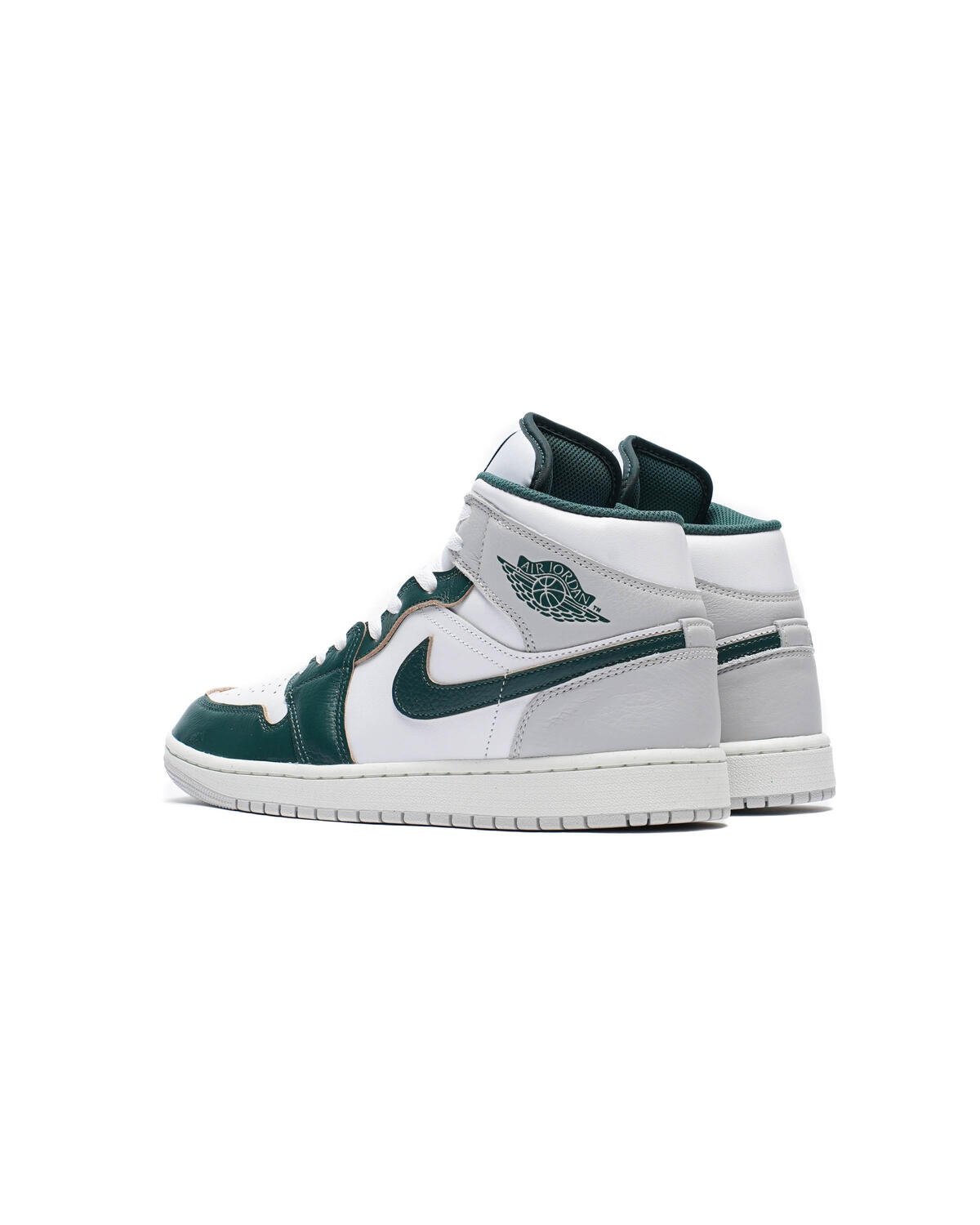 Air Jordan 1 Mid 'Michael Jordan' - Image 14