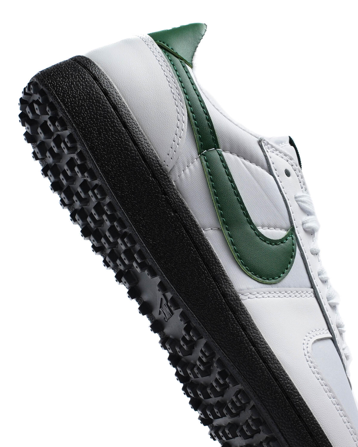 Nike Field General 82 White / Gorge Green - Image 31