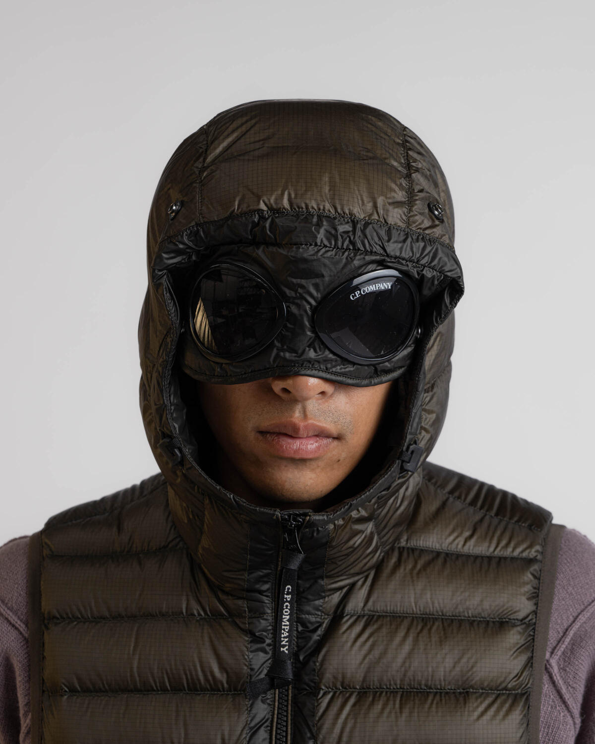 C.P. Company D.D. SHELL GOGGLE DOWN VEST | 17CMOW074A006099A-674 