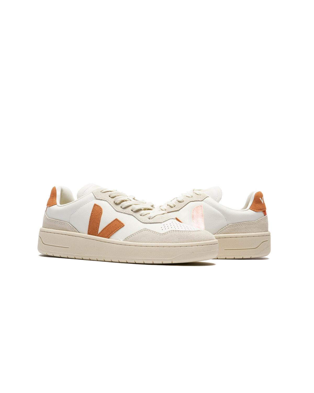 Veja V-90 'Extra White / Umber' - Image 5