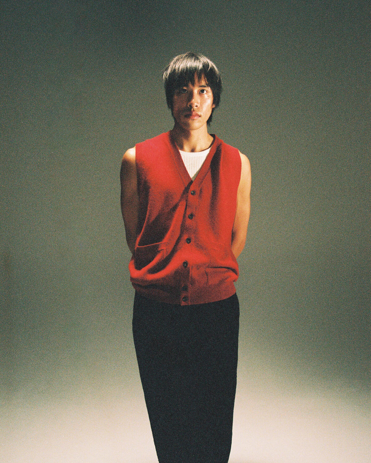 Beamsplus Button Knit Vest Solid - Image 7