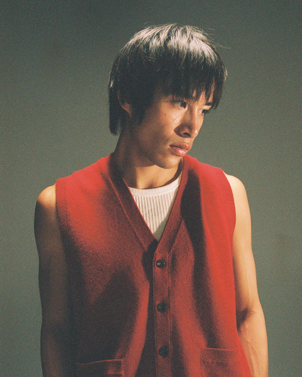 Beamsplus Button Knit Vest Solid - Image 8