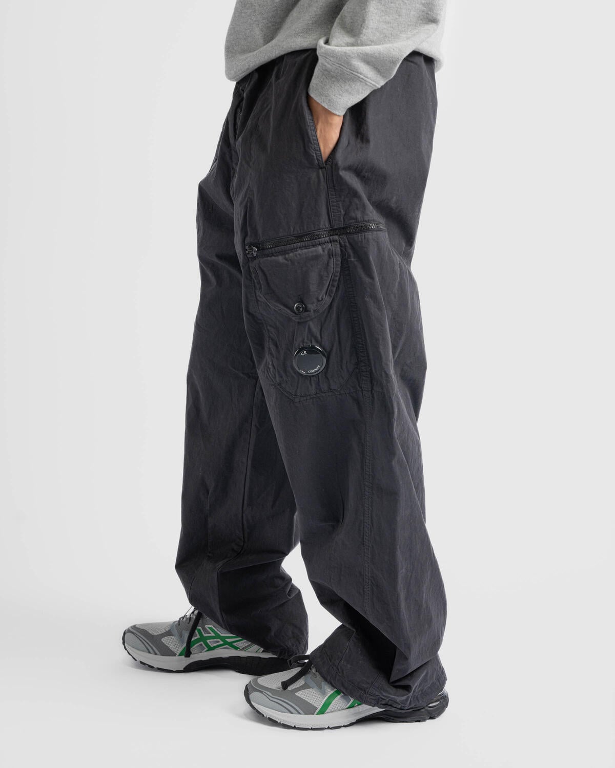 C.P. Company MICROREPS BOXY LENS CARGO PANTS | 17CMPA178A006134G 