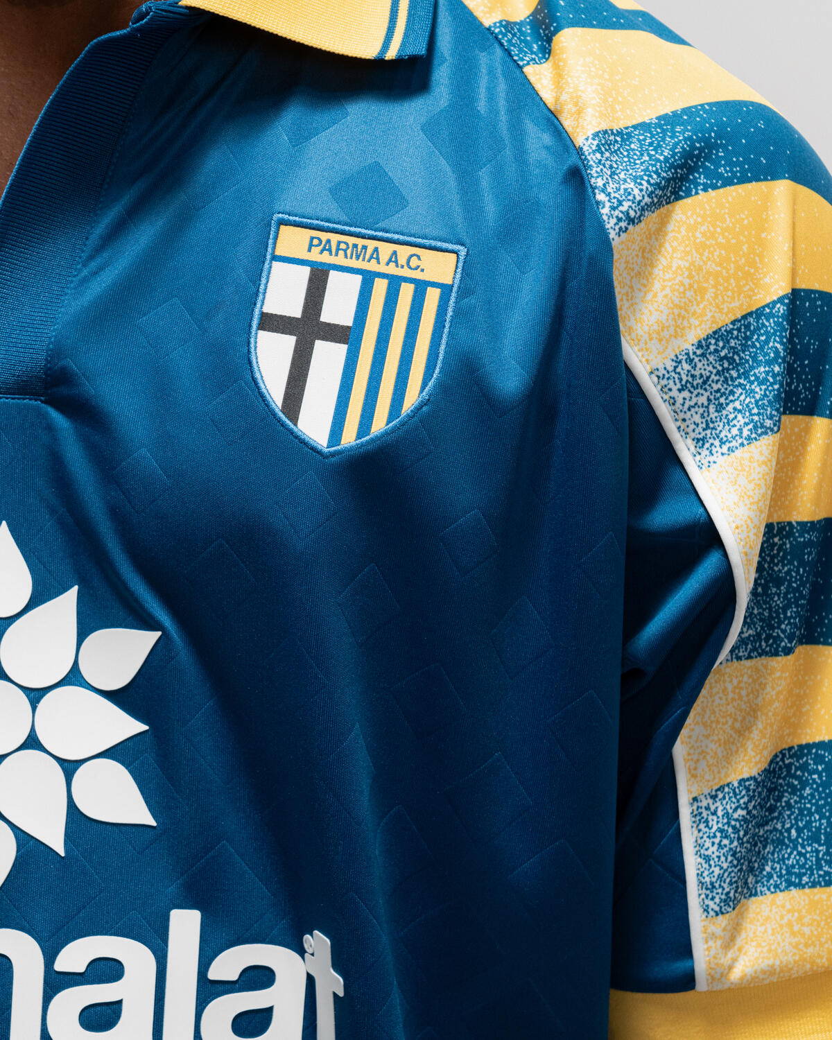 Puma x PARMA CALCIO 95/96 Jersey - Image 15