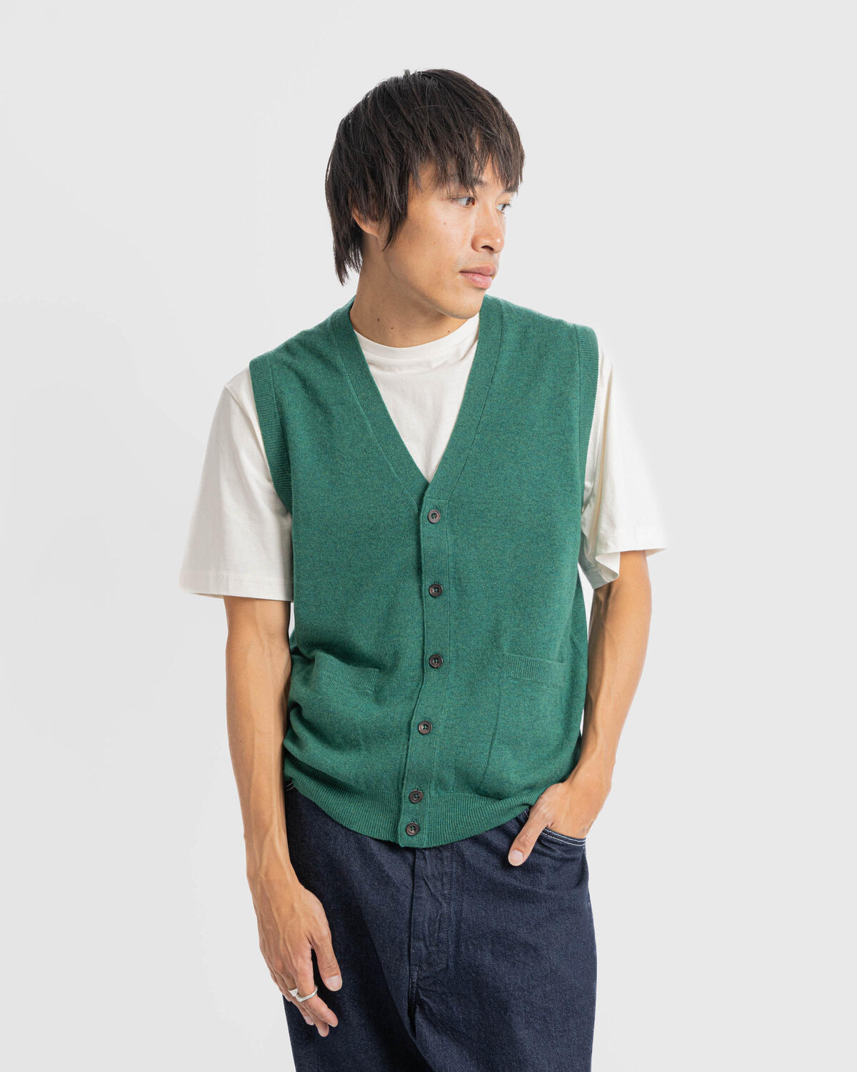 Beamsplus Button Knit Vest Green - Image 4