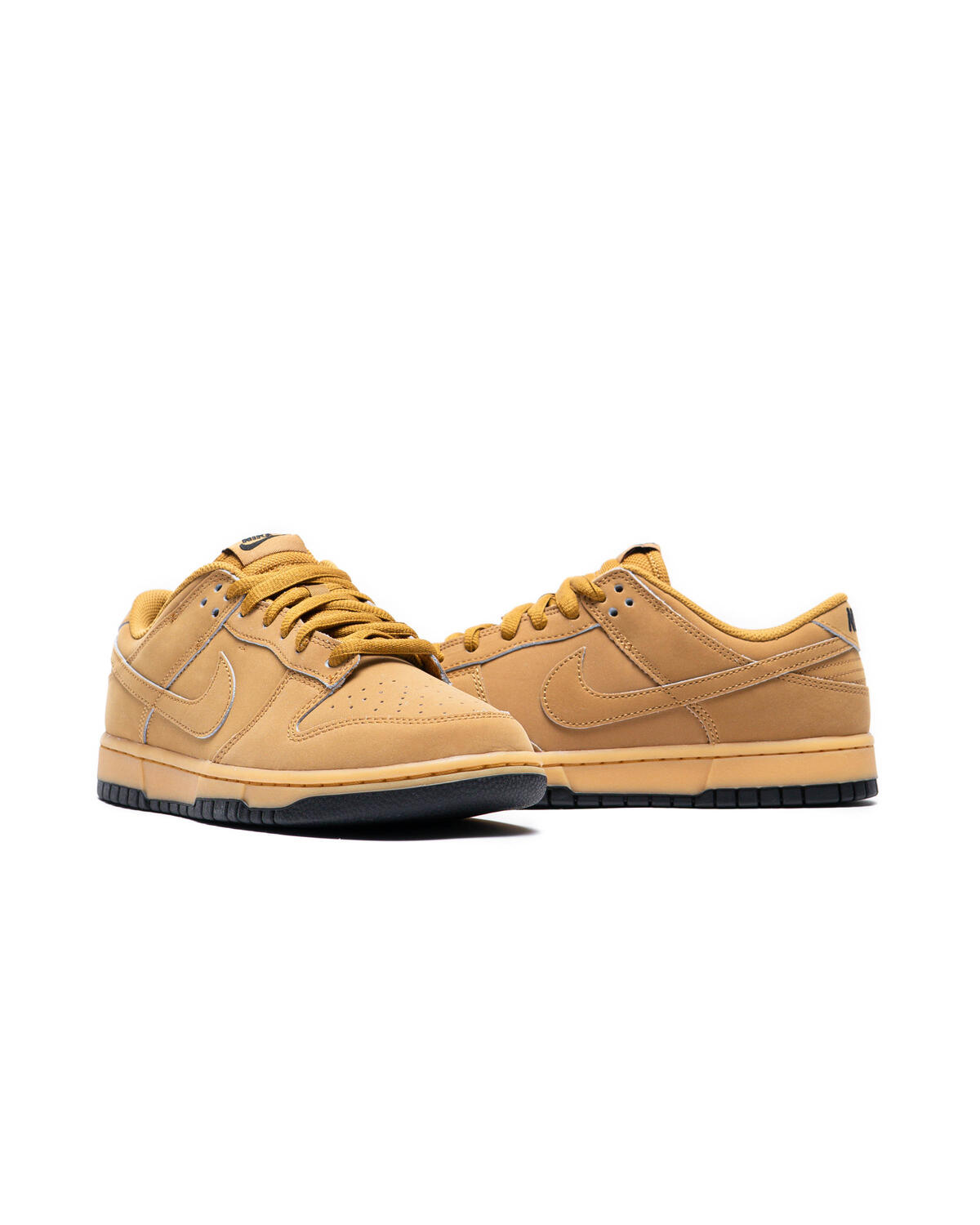 Nike Dunk Low 'Wheat Gum' - Image 18