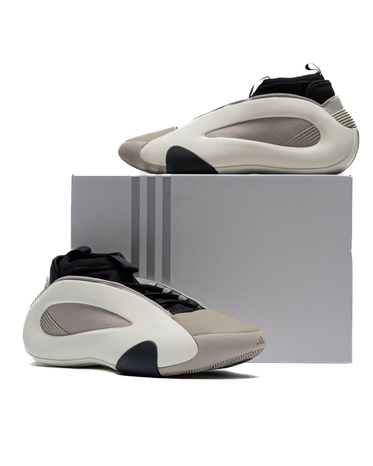 Adidas Basketball Men James Harden Volume 8 Gray Boost IG6649 - Image 13
