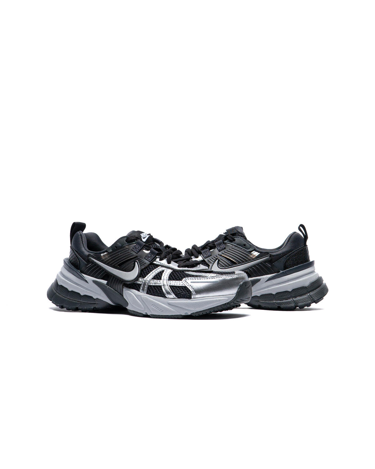 Nike V2K Run Women's Shoes Black Metallic Silver - Image 30