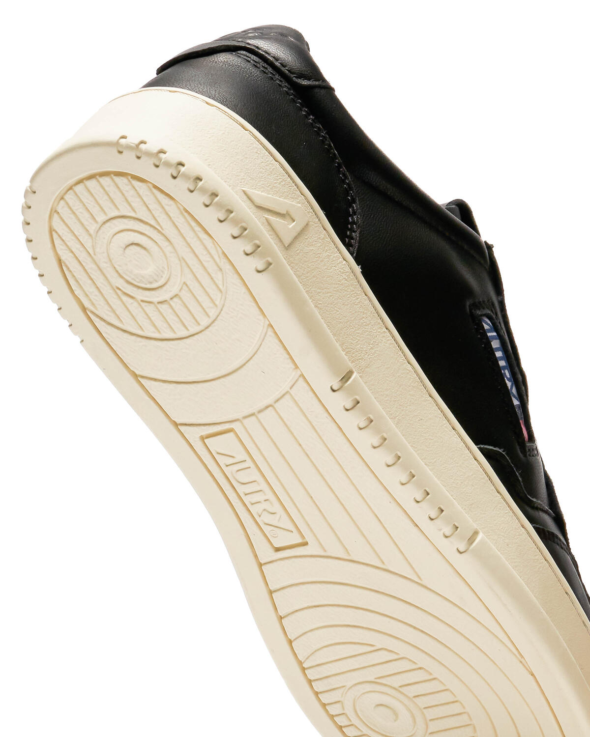 Autry Medalist Low (Women's) - Image 7