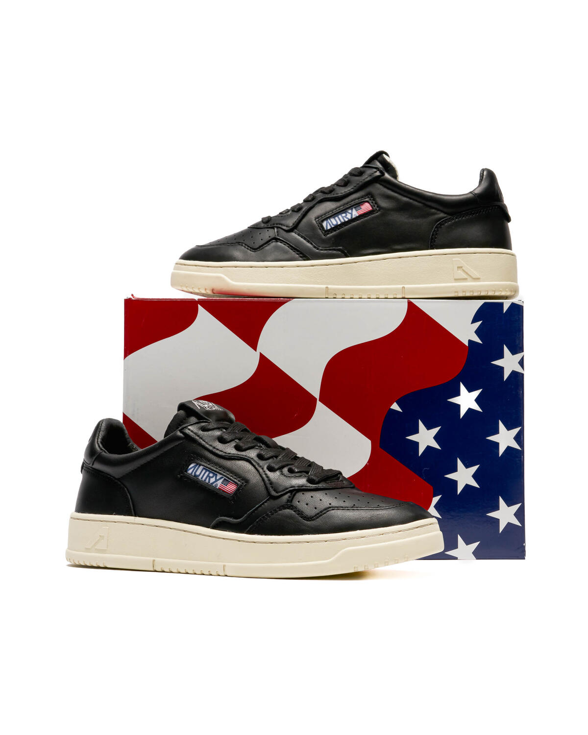 Autry Medalist Low (Women's) - Image 6