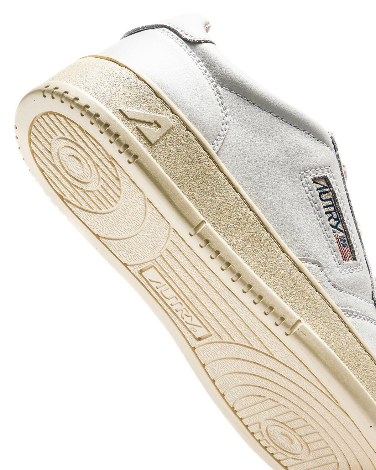 Autry Medalist Low (Women's) - Image 7