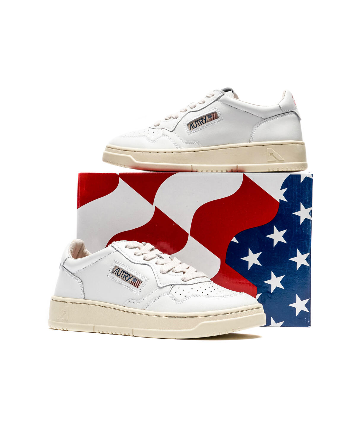 Autry Medalist Low (Women's) - Image 6