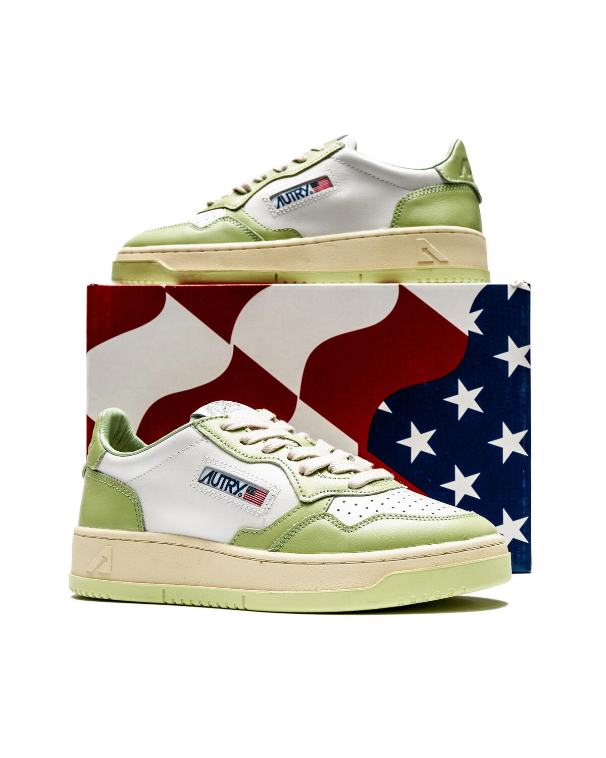 Autry Medalist Low (Women's) - Image 6