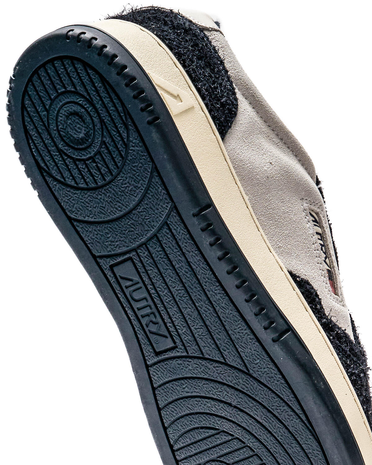 Autry Medalist Low - Image 7