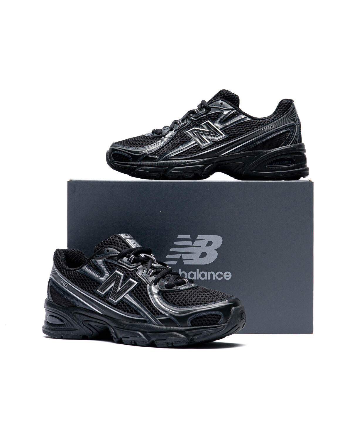 New Balance 740 Black Grey - Image 33