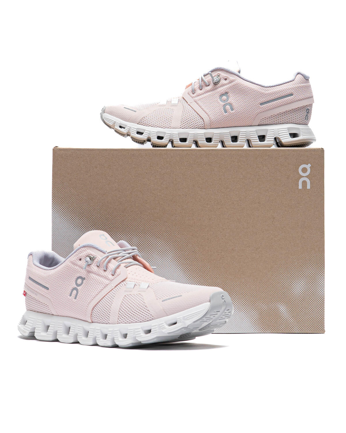 On Running Womens Cloud 5 Shoes - Image 6