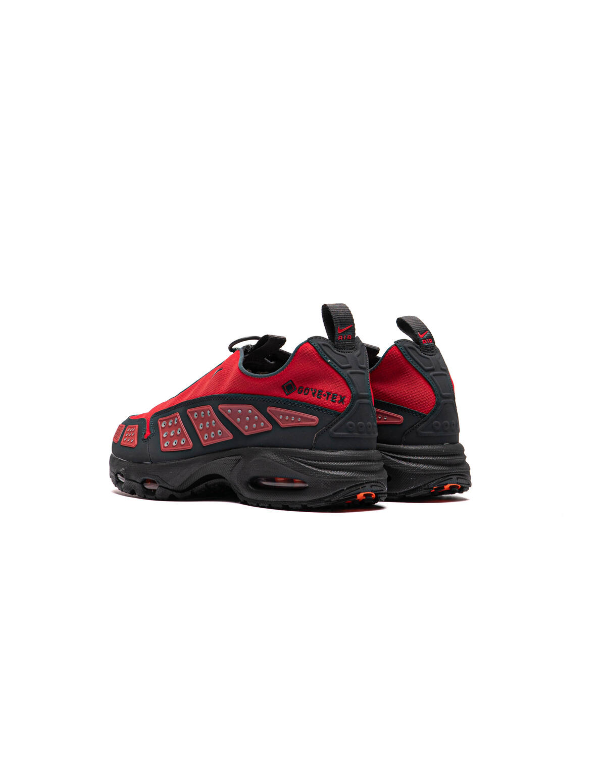 Nike Air Max SNDR Gore-Tex Hyper Crimson (Women's) - Image 38