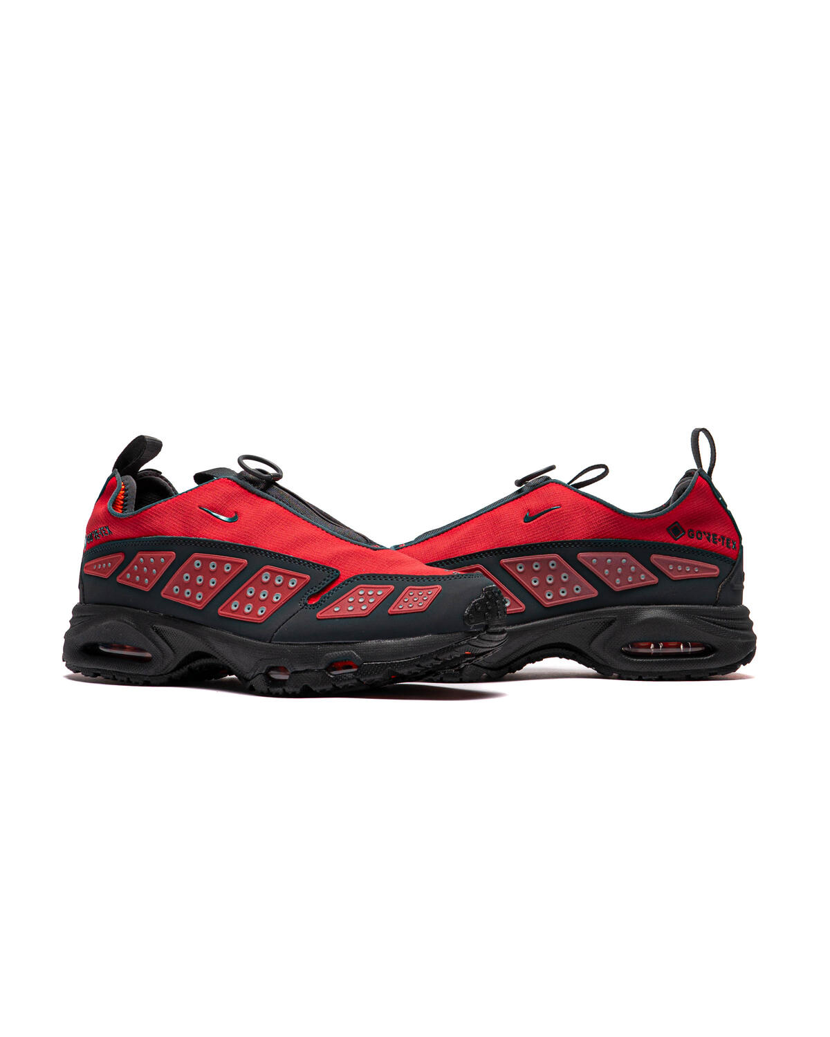 Nike Air Max SNDR Gore-Tex Hyper Crimson (Women's) - Image 39