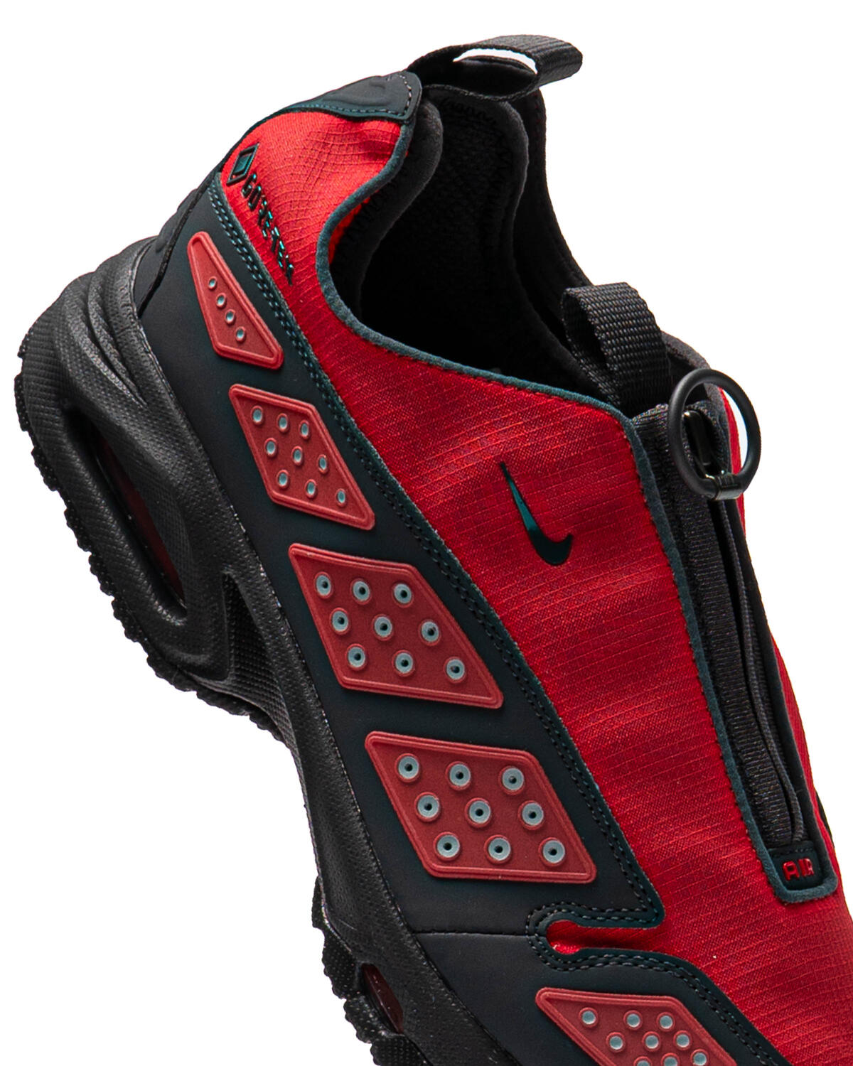 Nike Air Max SNDR Gore-Tex Hyper Crimson (Women's) - Image 41