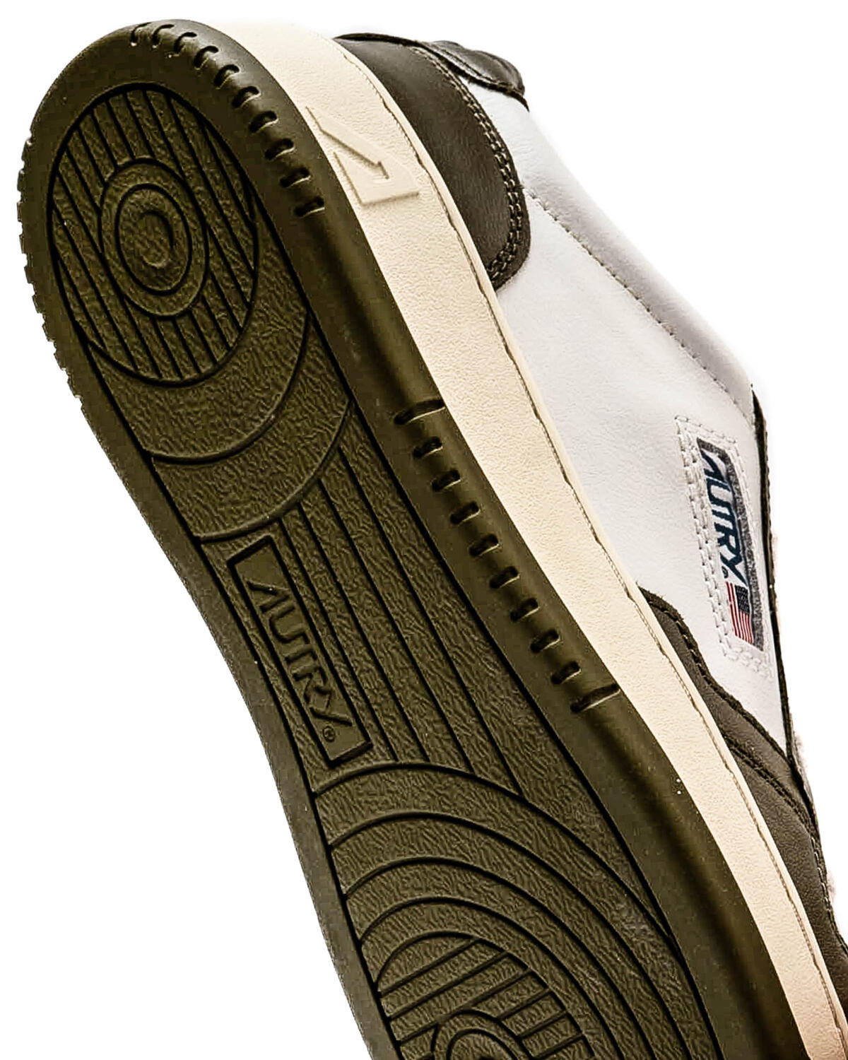 Autry Medalist Low (Women's) - Image 7